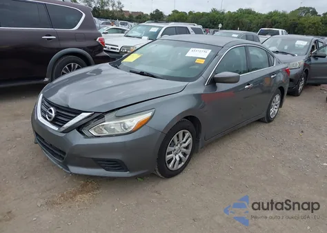 2017 Nissan Altima 2.5 S z USA, uszkodzony, nr VIN 1N4AL3AP7HC495015